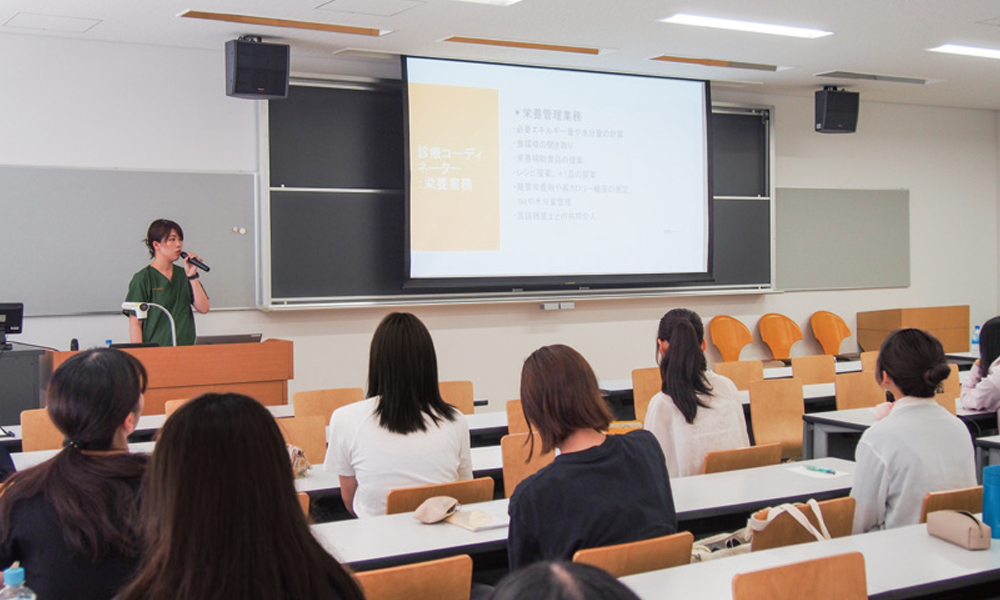 学科の学びの特長である「咀嚼と嚥下」講演会の開催